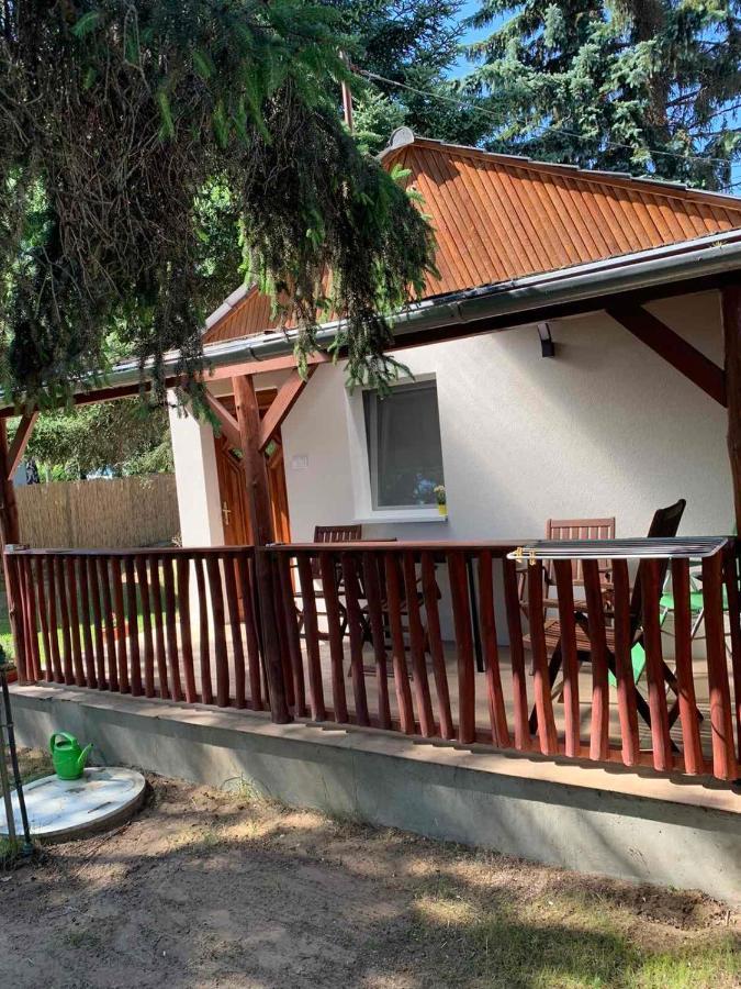Mineral Apartman Crystal Sostofurdo Екстериор снимка